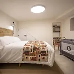 La Casa Amarilla