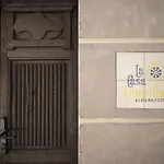 La Casa Amarilla