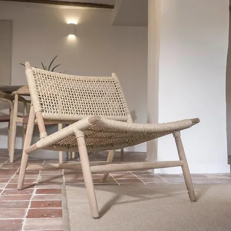 La Casa Amarilla アパート